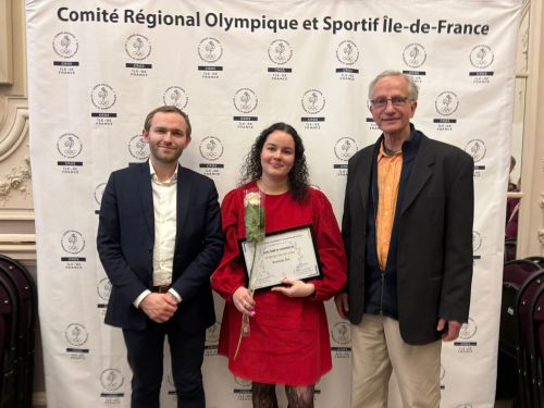 Photo femme en or CROSIF JÉEN Eva Fontaine